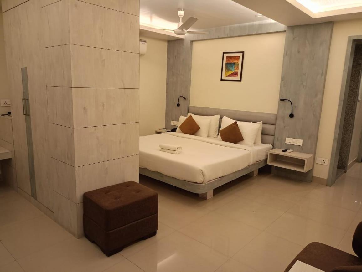 Hotel Rishiraj, Nagaon Nagaon  Ngoại thất bức ảnh
